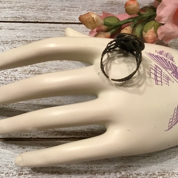 Peacock Ring - Picture 5 of 6